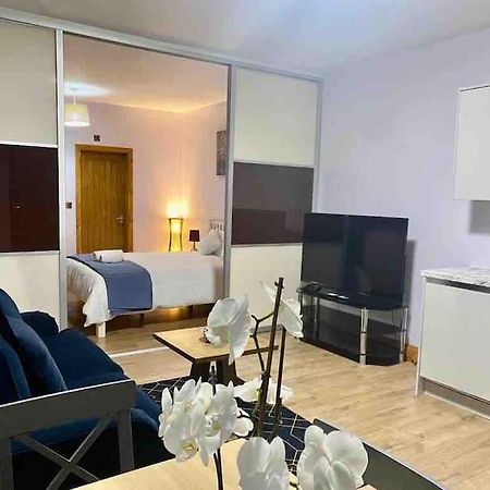 Lovely 1 Bed Studio Apartment With Free Parking Oxford Kültér fotó